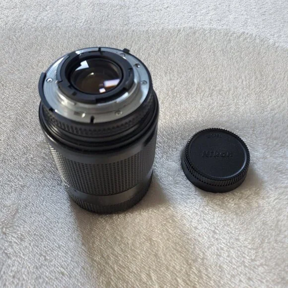 Nikon AF Nikkor 70-210mm 1:4-5.6 Zoom Lens Vintage - Picture 6 of 7